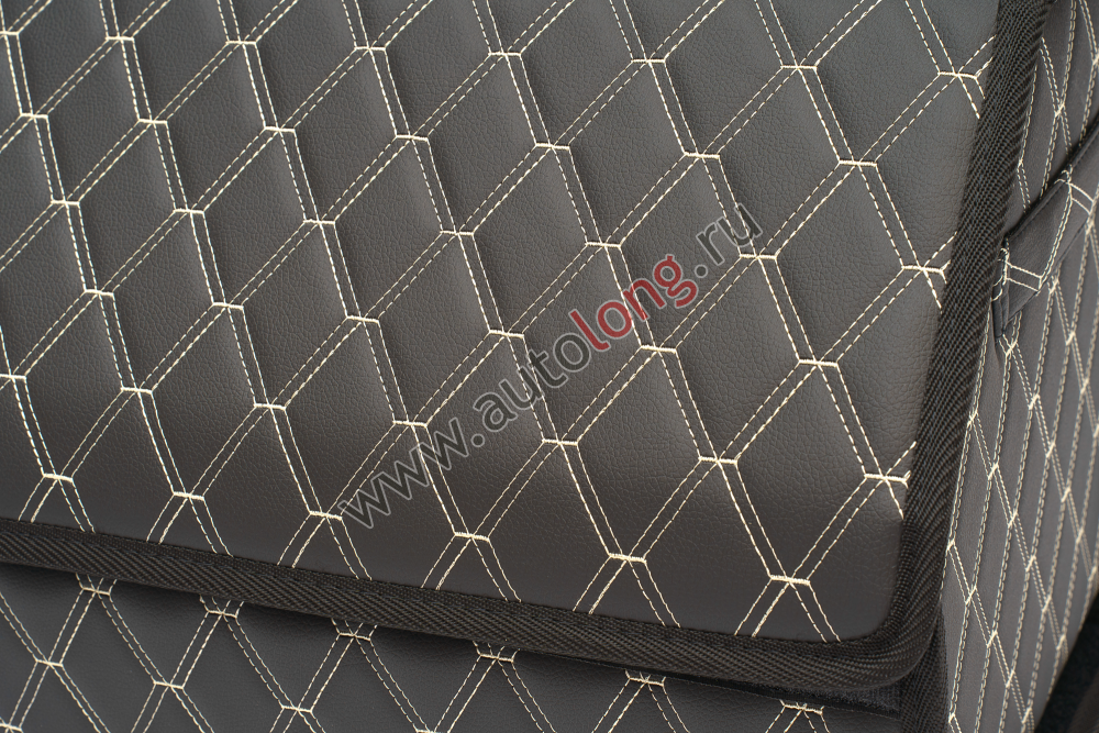 Органайзер в багажник автомобиля из эко кожи FOR CARS (р-р XL 70*31*31 см), двойной ромб (черный/золотая нить)