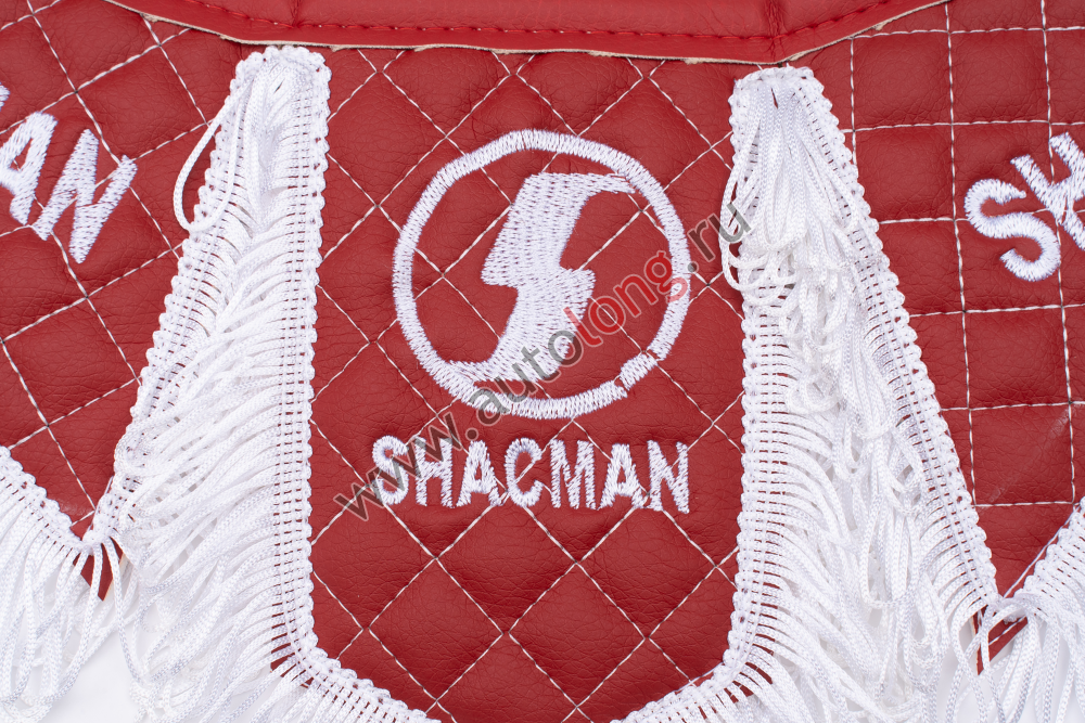 Вымпел Тройной (эко-кожа) вышивка SHACMAN красный с белой бахромой Вымпел Тройной (эко-кожа) вышивка SHACMAN красный с белой бахромой