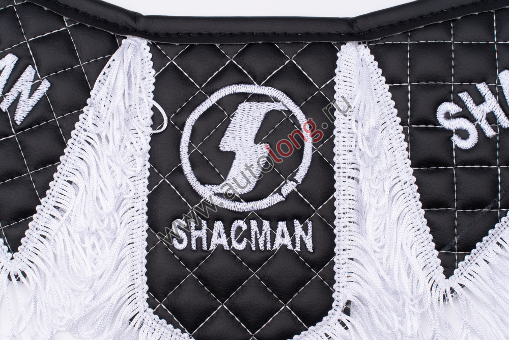 Вымпел Тройной (эко-кожа) вышивка SHACMAN черный с белой бахромой Вымпел Тройной (эко-кожа) вышивка SHACMAN черный с белой бахромой