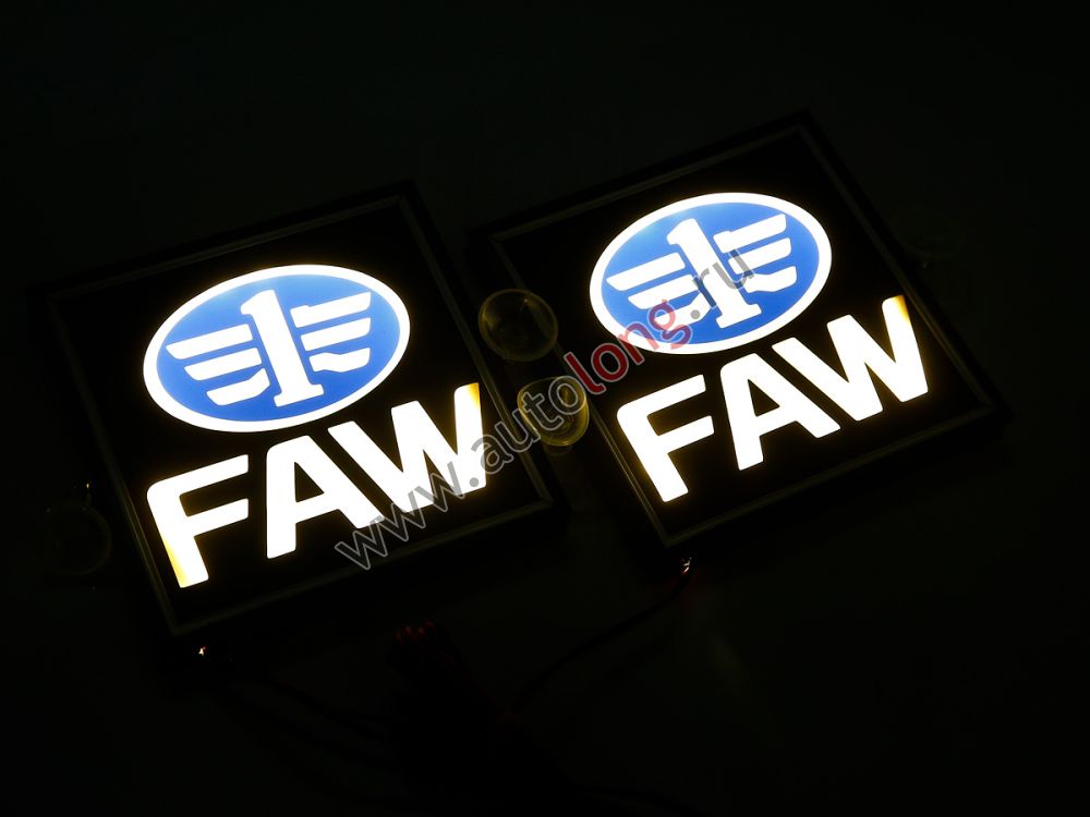 Светящаяся табличка в машину FAW 24В, 150*150 (09656) Светящаяся табличка в машину FAW 24В, 150*150 (09656)