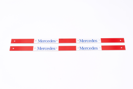 Планки крепления брызговиков на грузовик MERCEDES 600 мм светоотражающая красно-белая (комплект из 2 шт.) Планки крепления брызговиков на грузовик MERCEDES 600 мм светоотражающая красно-белая (комплект из 2 шт.)