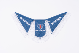 Вымпел Тройной (эко-кожа) вышивка SCANIA синий с белой бахромой Вымпел Тройной (эко-кожа) вышивка SCANIA синий с белой бахромой