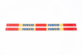 Планка крепления брызговика светоотражающая IVECO 600 мм красно-желтая (комплект из 2 шт.) Планка крепления брызговика светоотражающая IVECO 600 мм красно-желтая (комплект из 2 шт.)