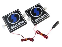 Светящаяся табличка в машину SHACMAN 24В 150*150 (10813) Светящаяся табличка в машину SHACMAN 24В 150*150 (10813)