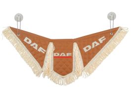 Вымпел автомобильный Тройной DAF (Экокожа с вышивкой) фокс кожа и бежевая бахрома (12077) Вымпел автомобильный Тройной DAF (Экокожа с вышивкой) фокс кожа и бежевая бахрома (12077)